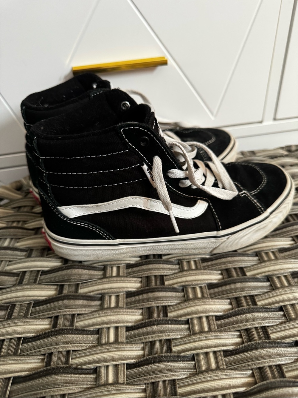 Vans Kids SK8-Hi Youth 4 Hi-Top Sneakers Classic Skate adult 6